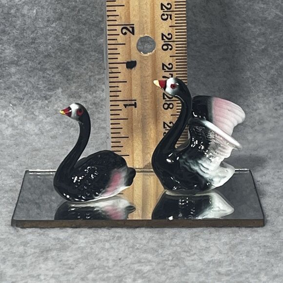 VTG Black Swan Miniature Bone China Porcelain‎ Figurines Lot of 2 Gloss Finish - Picture 14 of 15